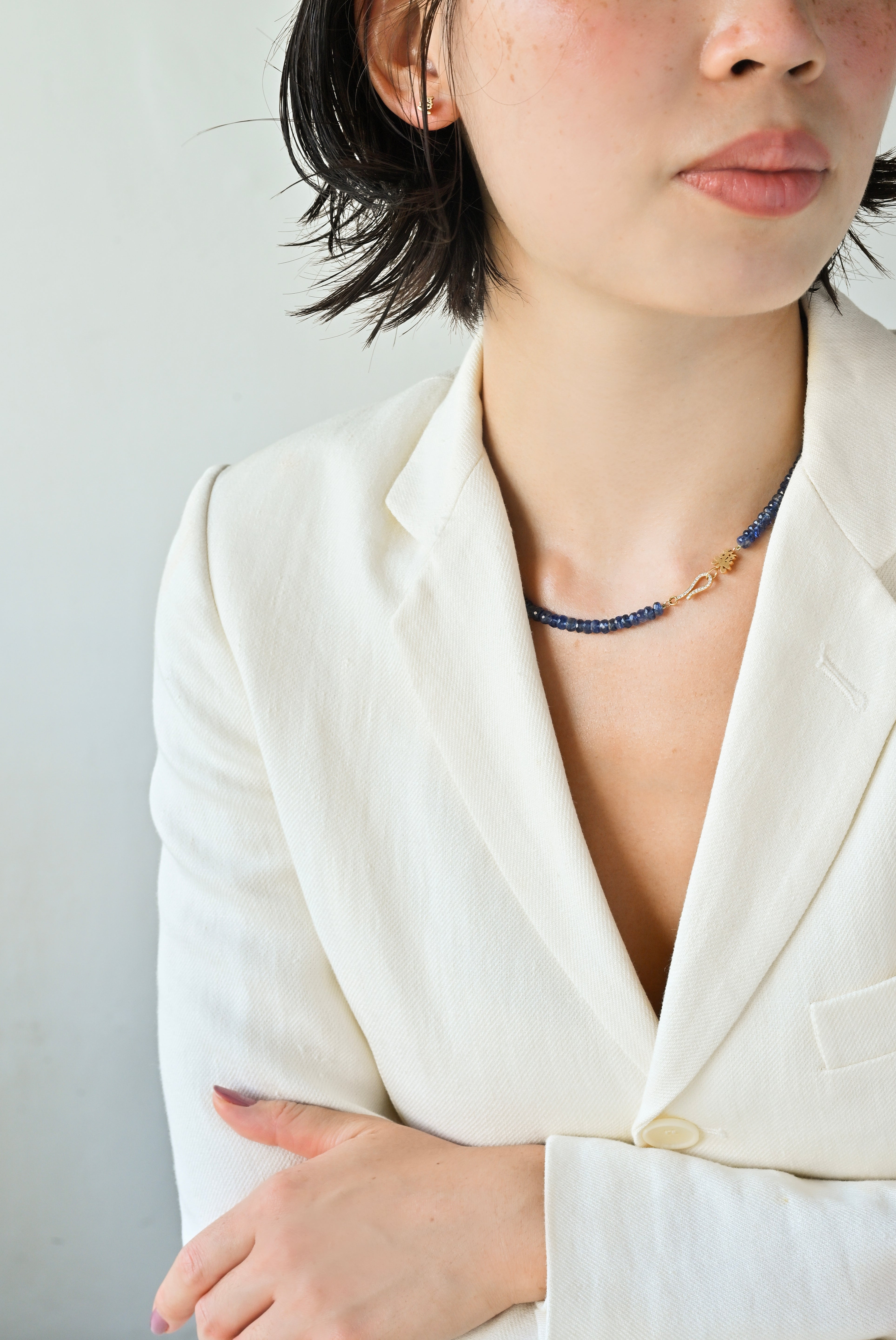 Joy 樂 Hooked Kyanite Beaded Necklace
